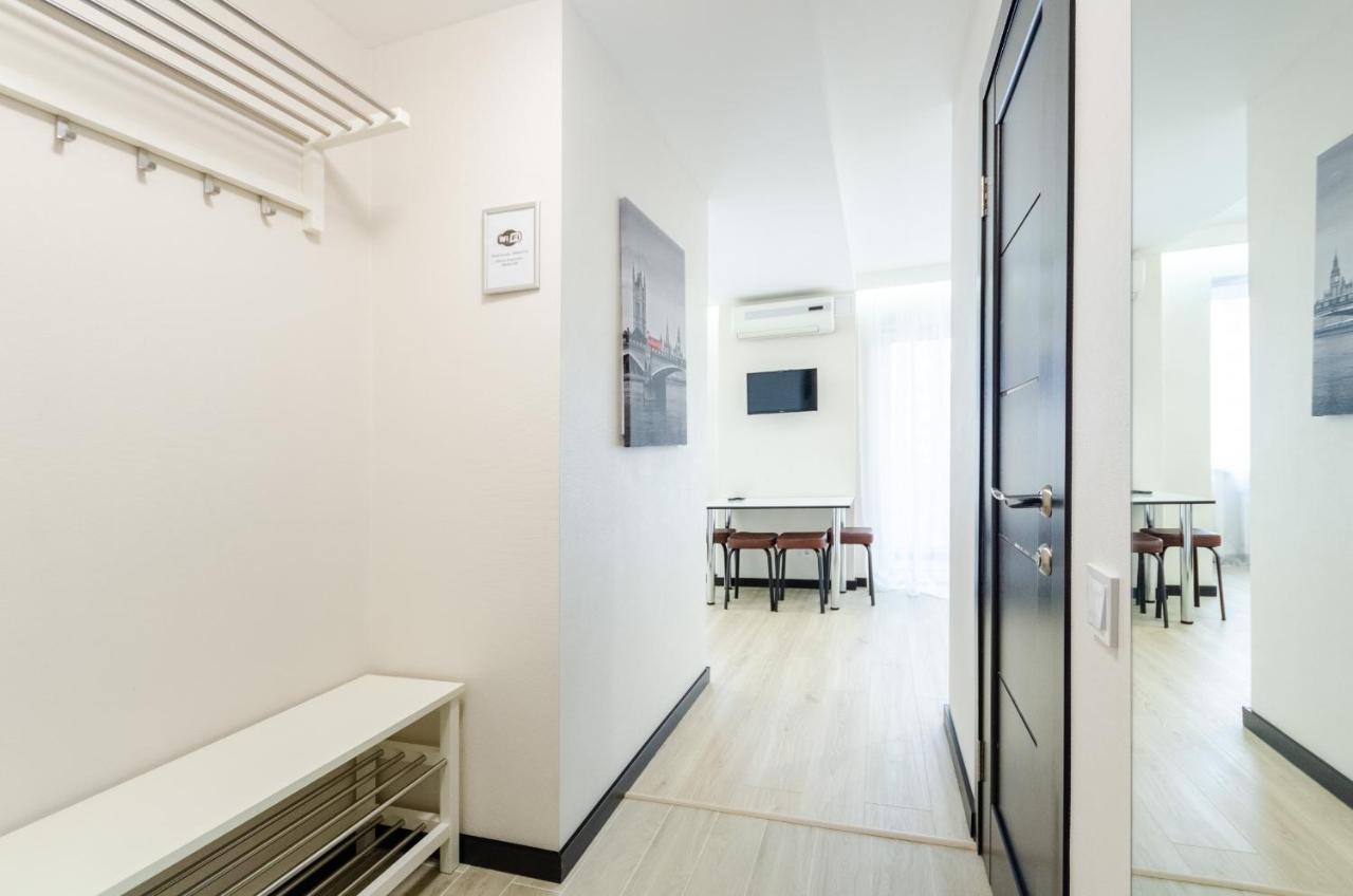 Artal Apartment On Obolonsky Avenue 31 Kyiv Exterior photo